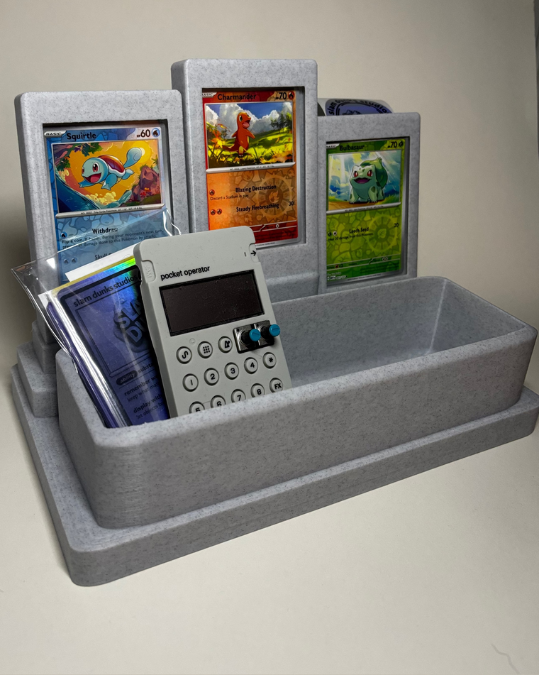 Tre — Three Card Display Object
