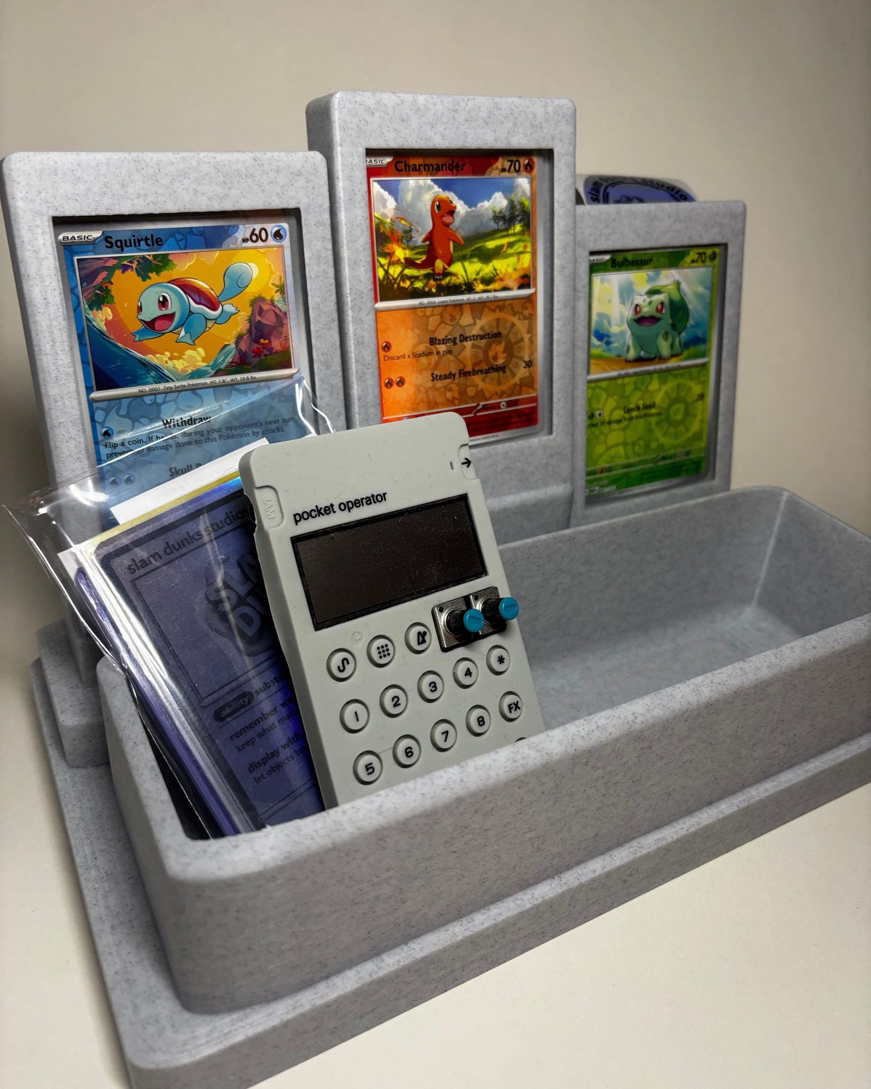 Tre — Three Card Display Object