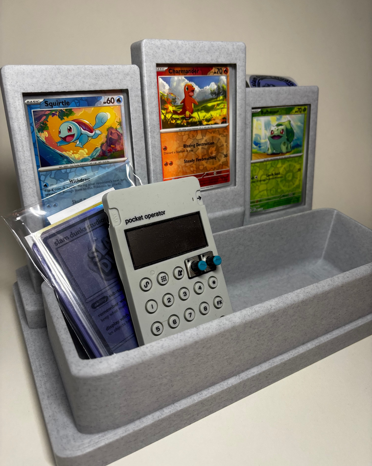 Tre — Three Card Display Object